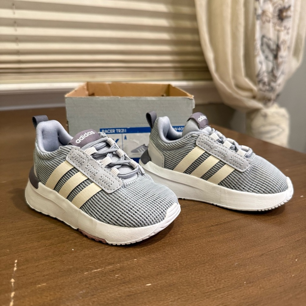 Adidas Racer TR21 Baby Toddler Shoes Sneakers Gray White Size 5 K NEW